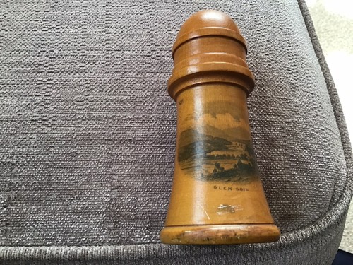 Mauchline transfer ware needle - ware,