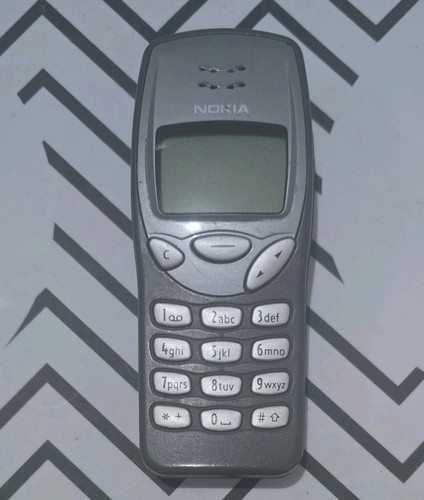 Vintage nokia 3210 - nokia, mobile