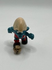VINTAGE SCHLEICH PEYO BULLY RUBBEROID SMURF - 2” TALL - FOOTBALLER