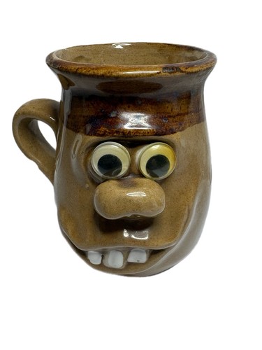 Vintage pretty ugly - pretty, pottery