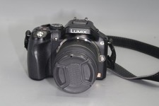 Panasonic Lumix DMC-G5 16MP Digital M4/3 Camera with 14-42mm Lens  -S/C 1792