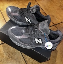 New Balance 2002R GORE-TEX