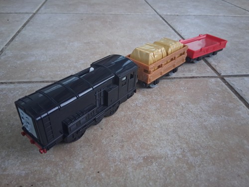 Thomas trackmaster diesel - thomas,