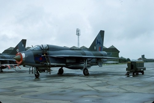 Raf lightning xs416 - raf,, xs416,