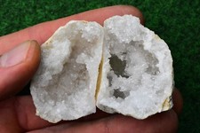Colour Quartz Geode Blue/Pink