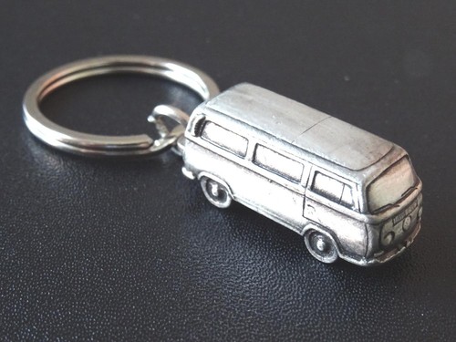 Keychain for t2 bus - +,