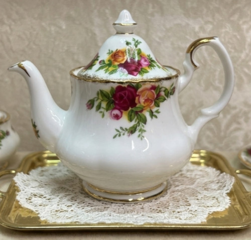 Vintage royal albert old - vintage,