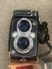 Vintage Yashica-24 Twin Lens