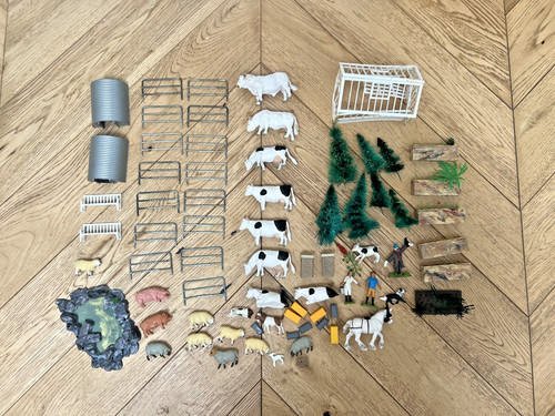 Large vintage britains farm - large,