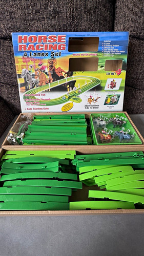 Silverlit horse racing lanes - racing,
