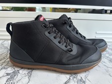 Camper Peu Pista Black