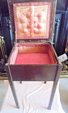 VINTAGE 1930 SEWING BOX TABLE LID OPENS 30 X 30 X 50 CM