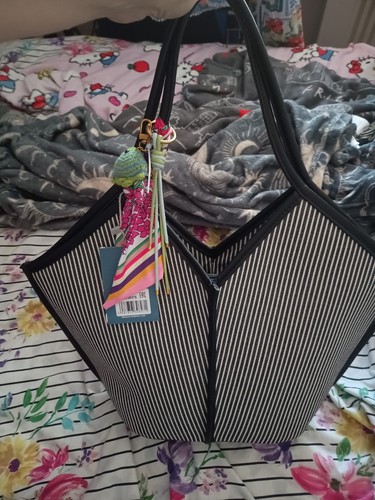 Bessie london handbag - london,