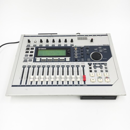 Yamaha aw1600 digital - •,
