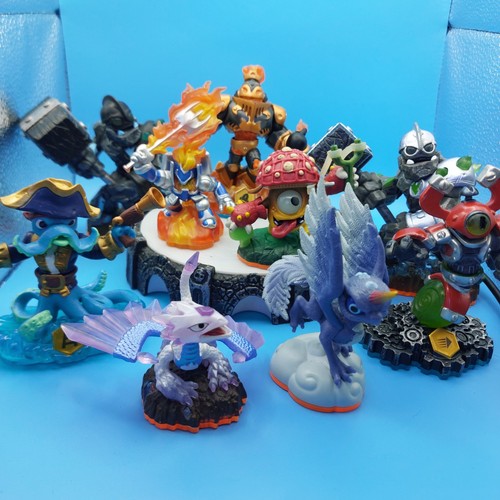 Skylanders figure lot - skylanders,