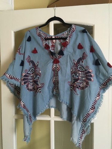Zara cape blue background - cape,,