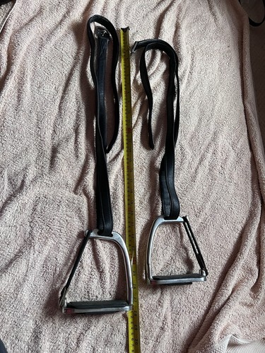 Pair stirrup leathers - pair,