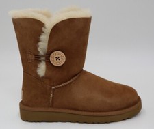 UGG Women's Bailey Button ll