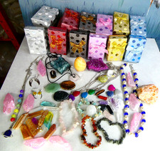 Bulk 85 Ass Crystal Necklaces Points Thumb Stones Clusters Hearts Boxes = 23P