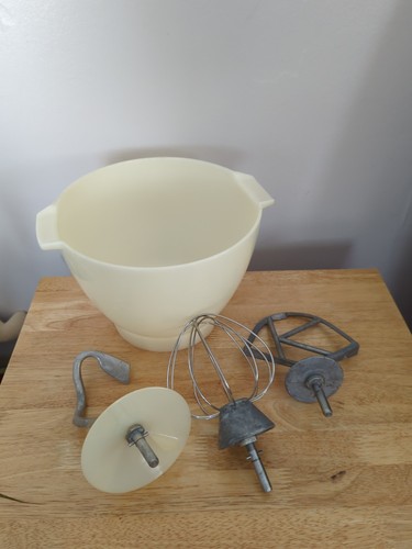 Cream plastic mixing bowl - cream,