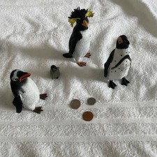 K&M Int 2005 Penguin Standing Plastic Animal Figure Wild Life Nature 