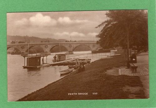 Perth bridge boating station - bridge,