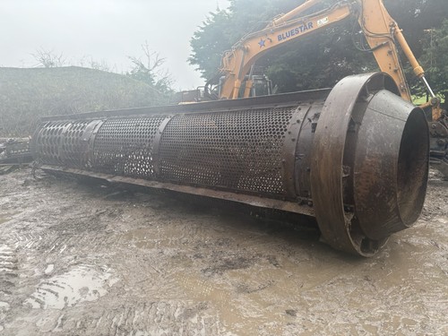 Soil barrel screener - /,