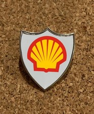 Shell Oils Shield Metal Pin