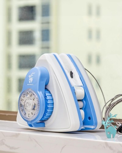 Magnetic window cleaner double - cleaner,