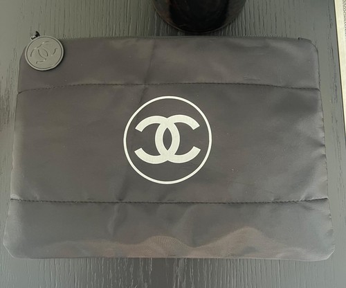Chanel black oversized beauty - chanel,