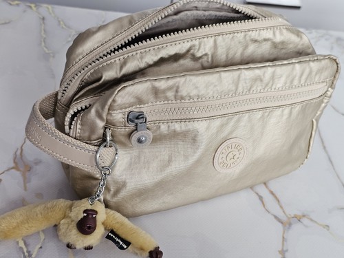 Kipling metallic glow toiletry - kipling,