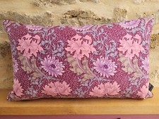 William Morris Chrysanthemum