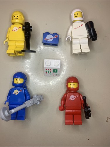 Lego minifigures spaceman - minifigures,