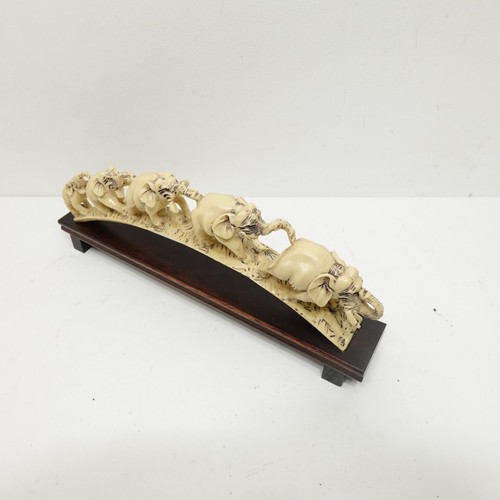 Vintage faux ivory resin - faux,