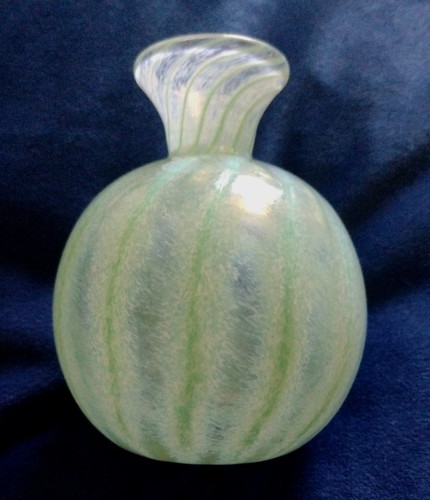 Small studio art glass - studio, bud