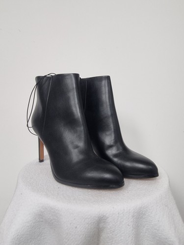 New black stilleto boots - new,