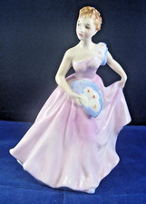 Invitation Royal Doulton Figurine Vintage Bone China HN2170 Margaret Davies