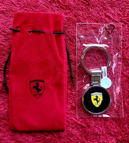 Ferrari keyring carbon fibre - ferrari,