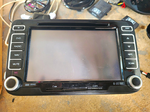 Volkswagen aftermarket radio - volkswagen,