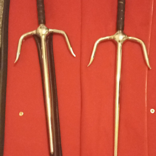 Pair metal martial arts - arts, sai