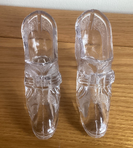 Vintage pair clear - vintage, pressed