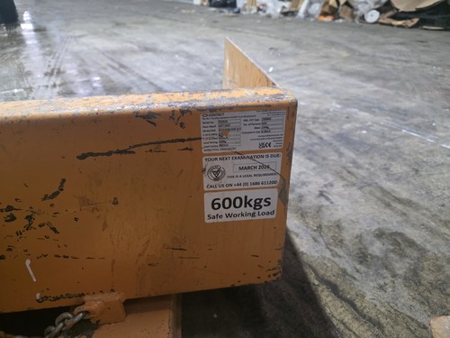 Forklift scoop attachment - forklift,
