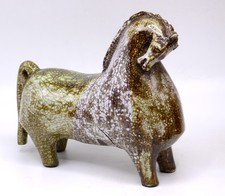 Unusual POTTERY Sculpture