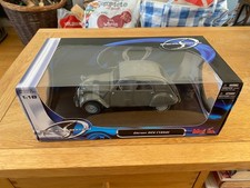 MAISTO CITROEN 2CV 1952, 1/18