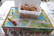 Train car play wood - or,