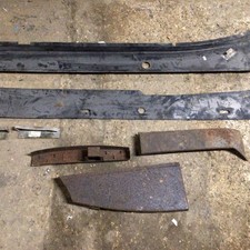 PAIR MG MIDGET OR SPRITE 1275