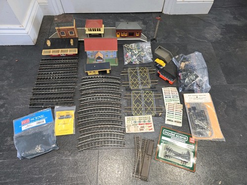 Hornby railways bundle train - railways,