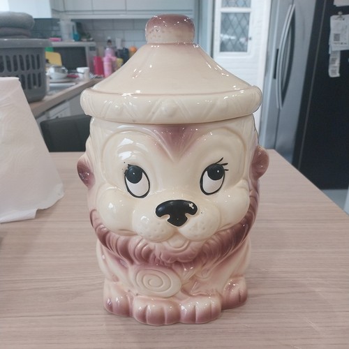 Only fools horses lion - only,