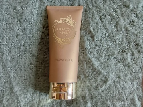 Gorgeous gok shower scrub - by,