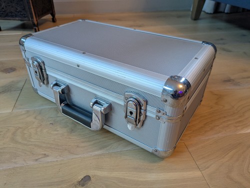Aluminium flight case for - cd,